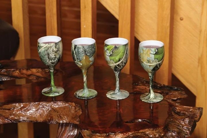 Набор бокалов Riversedge для вина Camo Wine Glasses листья 1835.01.00 фото