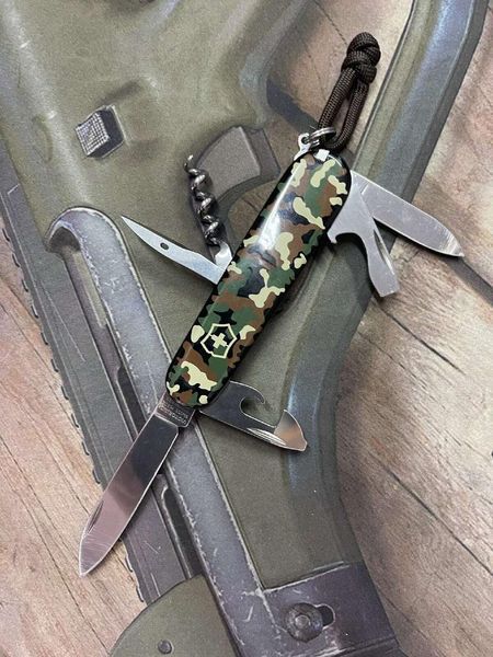 Нож VICTORINOX 1.3603.94 Spartan ц: камуфляж 61.55.27 фото