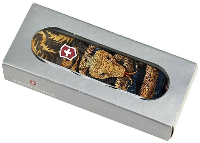 Ніж Victorinox Swiss Army Huntsman Zodiac. Деревянная змея 61.92.86 фото